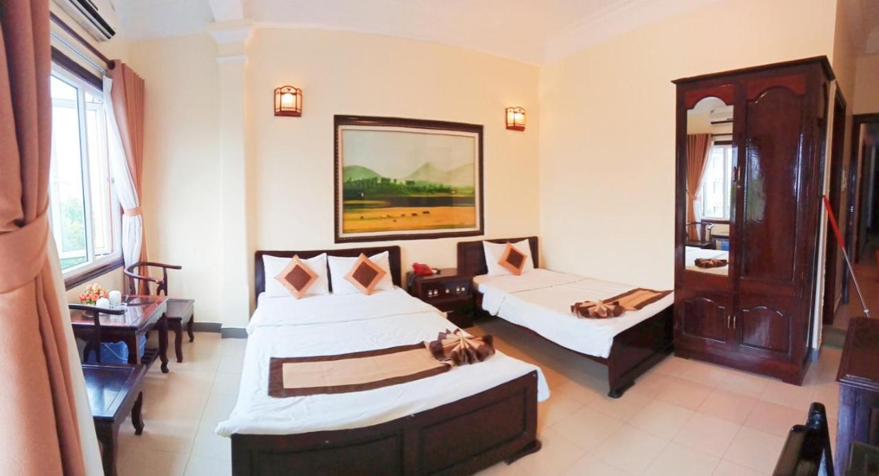 Tran Ly Hotel Hue Exterior photo