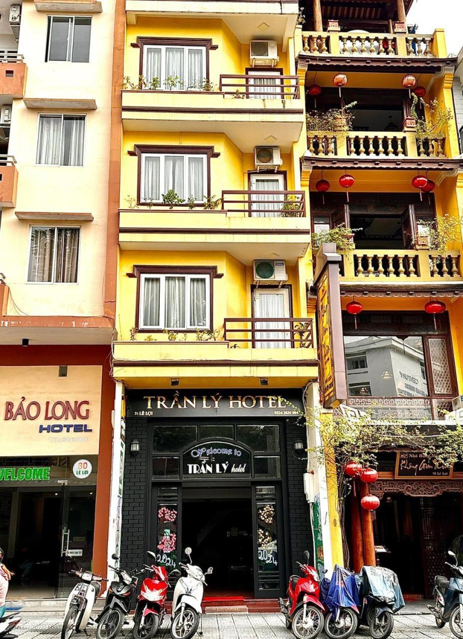 Tran Ly Hotel Hue Exterior photo