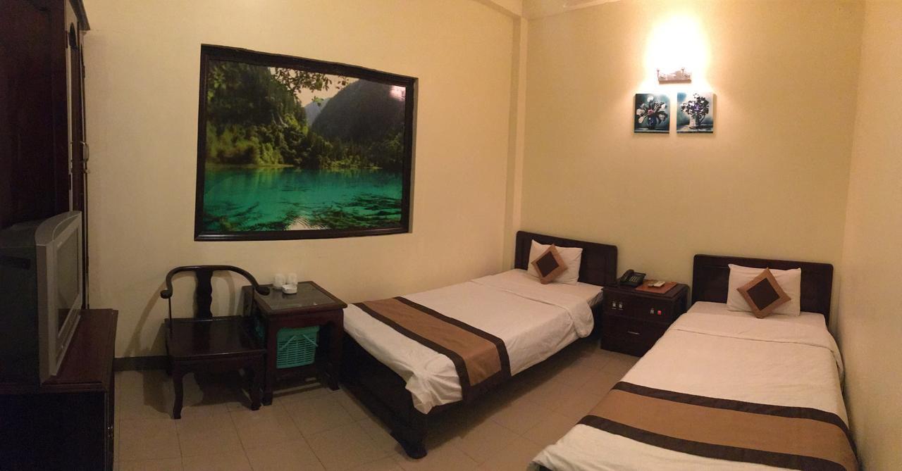 Tran Ly Hotel Hue Exterior photo